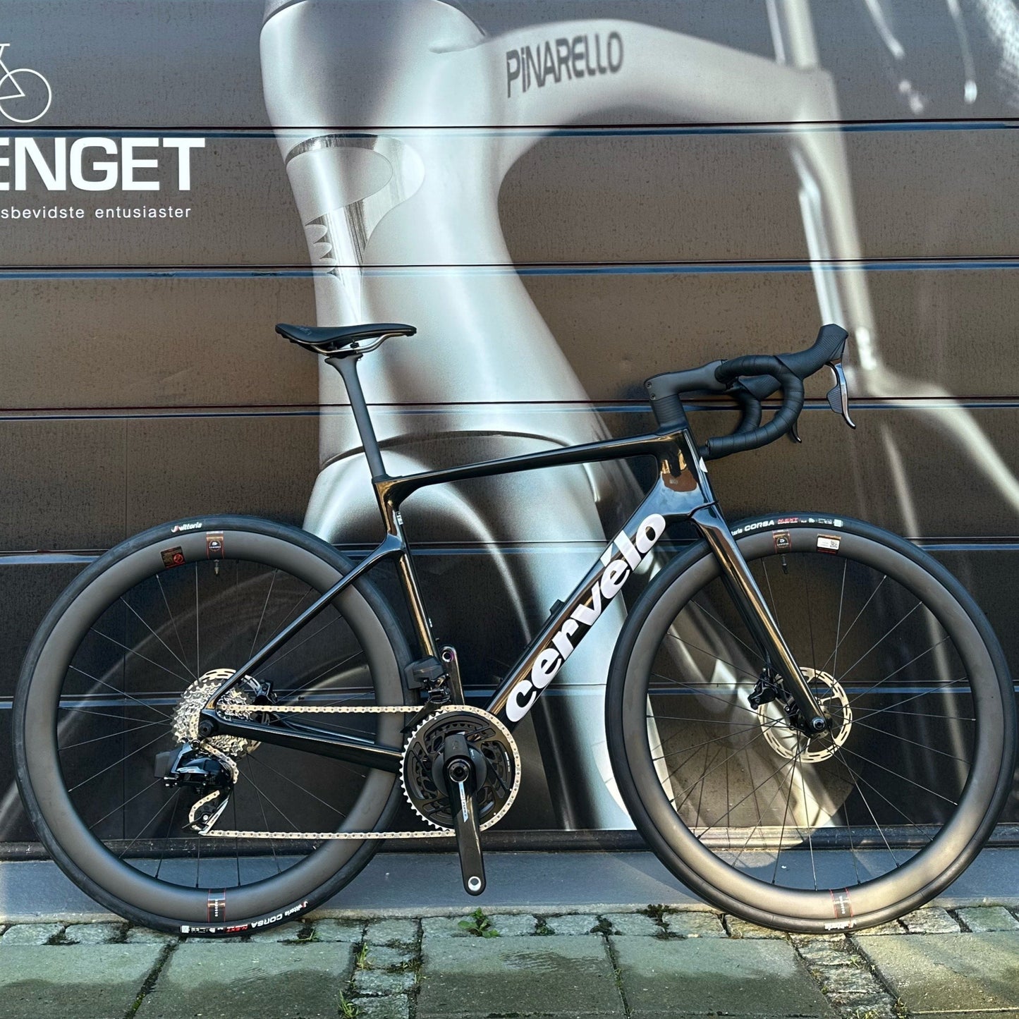 Cervélo Caledonia-5 Force AXS 2025 Flere Varianter