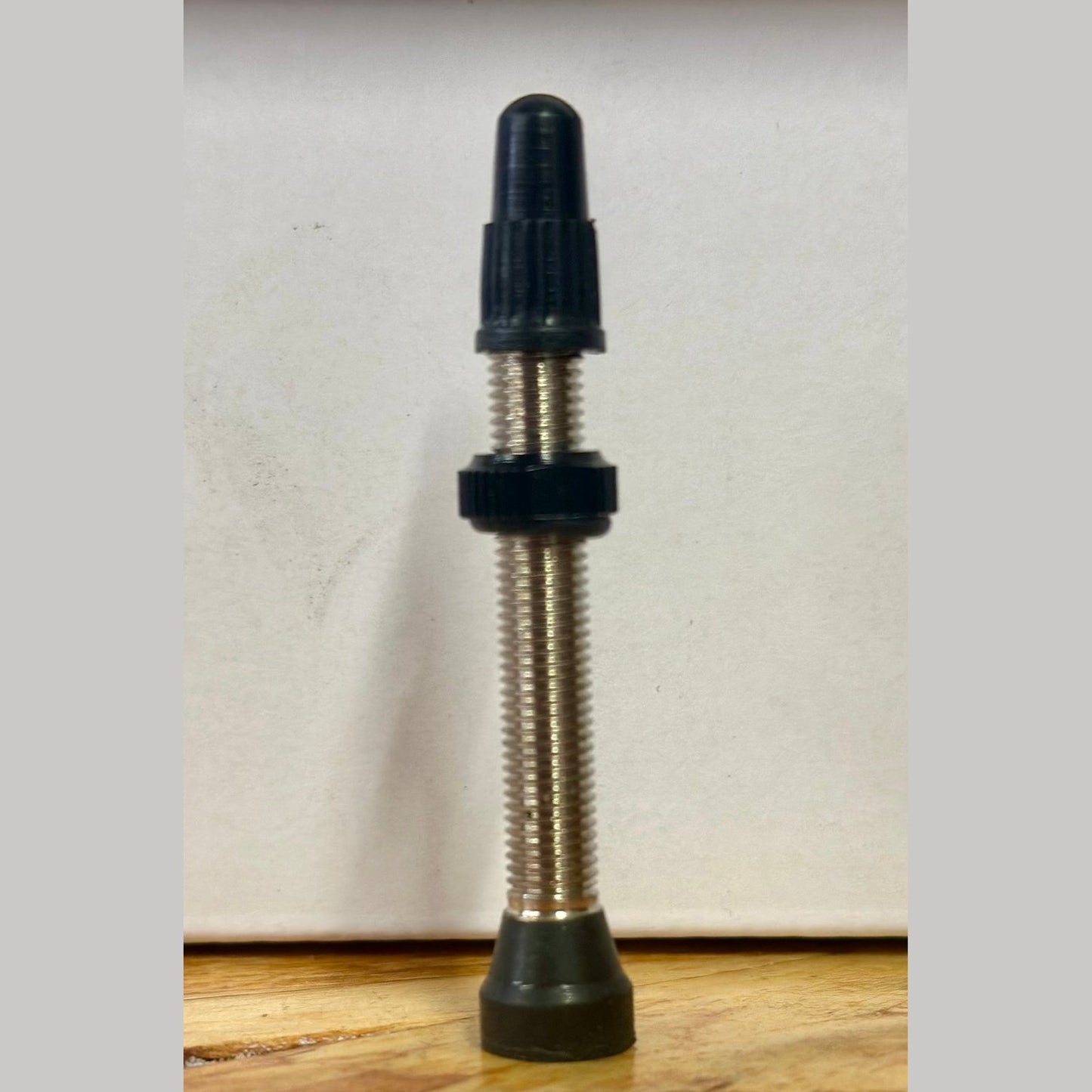 OC Tubeless ventil 40mm inkl. Sort hætte