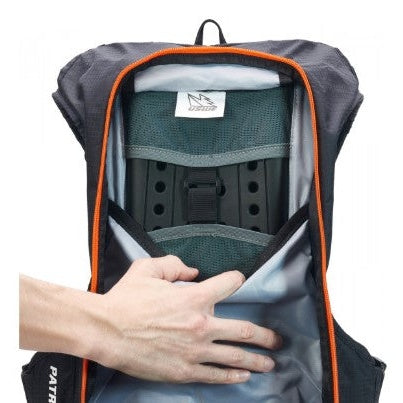 USWE Patriot 15L MTB Protector Pack Orange