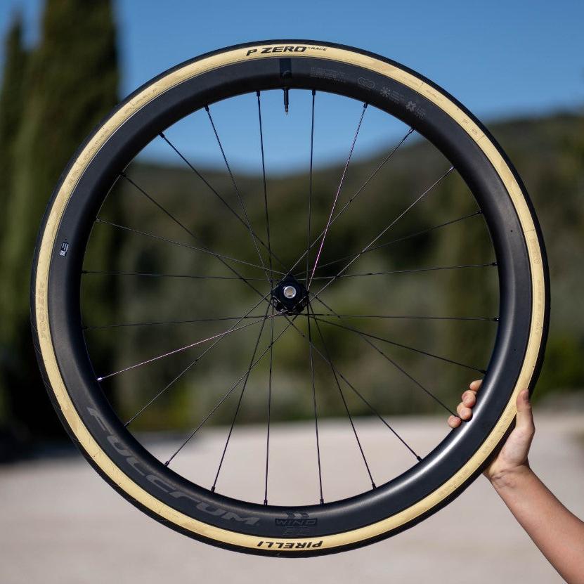 Pirelli P ZERO Race TLR Retró Flere Varianter