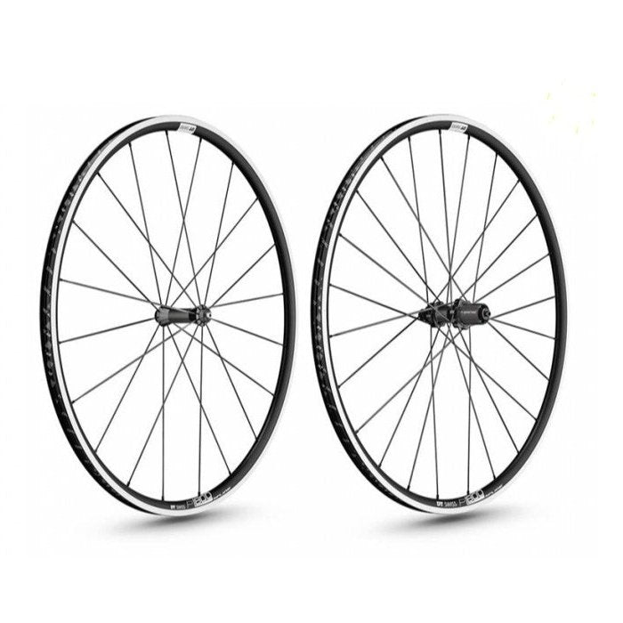 DT Swiss PR1800 23 QR front