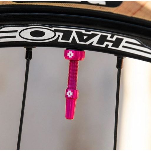 Muc-Off Ventiler til tubeless Flere farver og længder på lager Tryk her