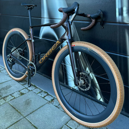 Orbea Terra Race M21eLTD 2026 Burning Ashes Carbon View/Titanium Gold