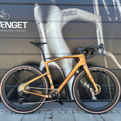 Pinarello Grevil F5 Rival XPLR AXS 2026 Namib Brown
