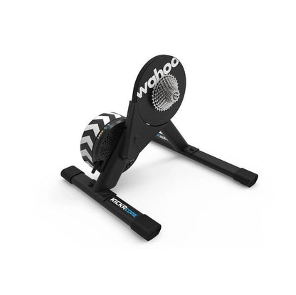 Wahoo KICKR CORE 2 Hometrainer med 11 speed kassette