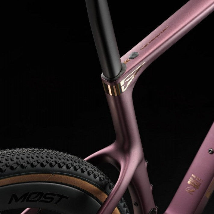 Pinarello Grevil F7 Force XPLR AXS 2026 Polaris Purple