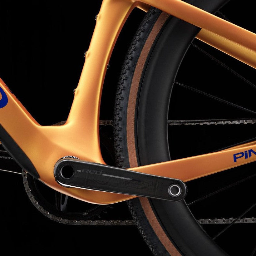 Pinarello Grevil F9 Red XPLR AXS 2026 Atlas Sun