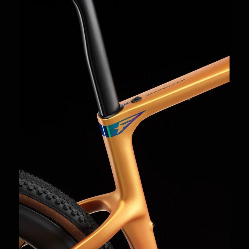 Pinarello Grevil F9 Red XPLR AXS 2026 Atlas Sun