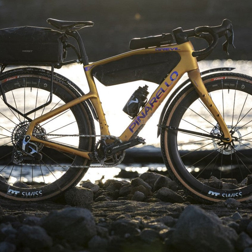 Pinarello Grevil F9 Red XPLR AXS 2026 Atlas Sun