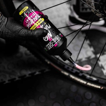 Muc-Off Road & Gravel Tubeless Sealant Flere Varianter